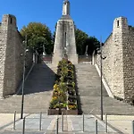La Cour Du - F2 Centre-ville Avec Cour דירה ורדון-סור-מוס