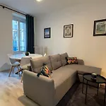 La Cour Du - F2 Centre-ville Avec Cour דירה *