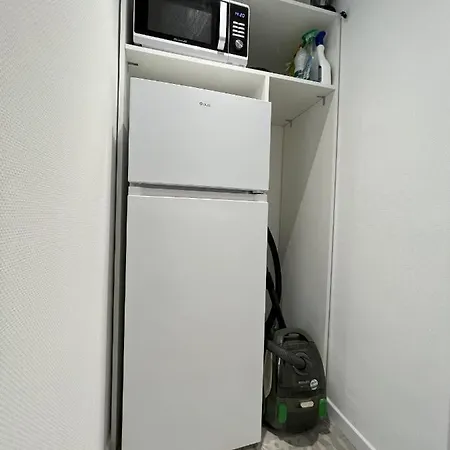 La Cour Du - F2 Centre-ville Avec Cour Appartamento *