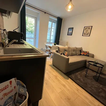 La Cour Du Prince: Cozy Ground Floor With Terrace Near Station Apartment