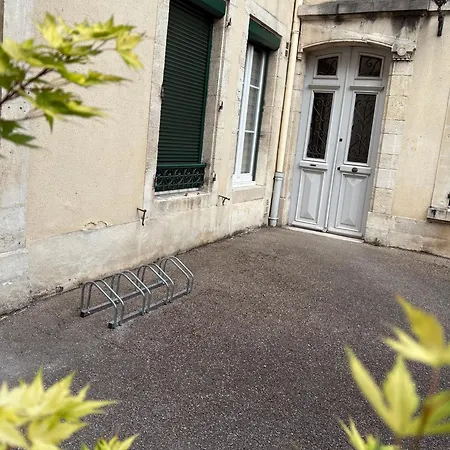 Apartment La Cour Du Prince: Cozy Ground Floor With Terrace Near Station Verdun-sur-Meuse