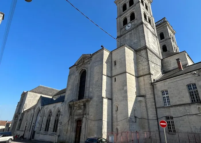La Cour Du - F2 Centre-ville Avec Cour Верден-сюр-Мёз